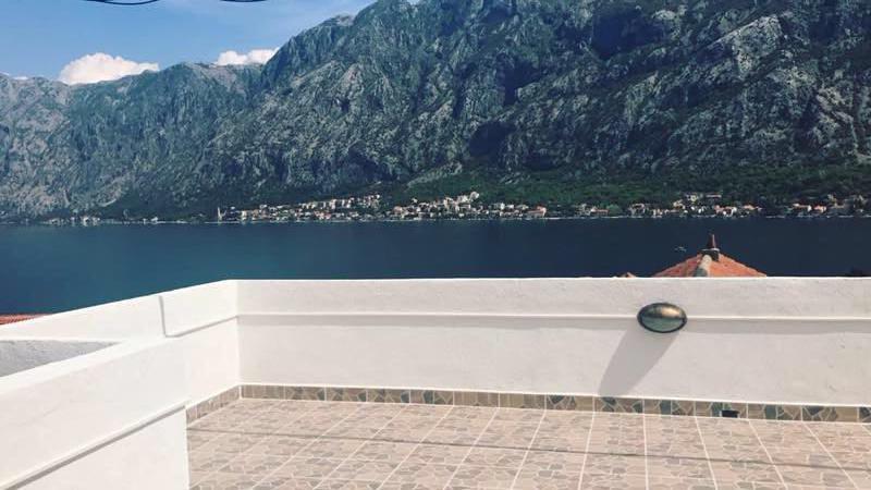 Alisa Sea View Apartment Prcanj Kotor Eksteriør bilde