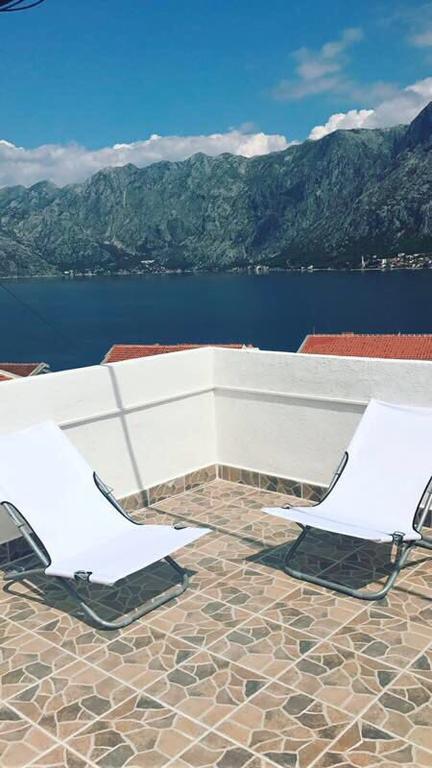 Alisa Sea View Apartment Prcanj Kotor Eksteriør bilde